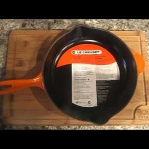 Le  Creuset 10 1/4” Signature Skillet